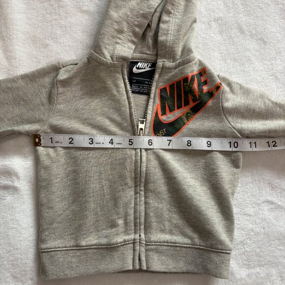 Nike Baby Zip-Up Hoodie With Camouflage Logo 6M - Picture 7 of 8